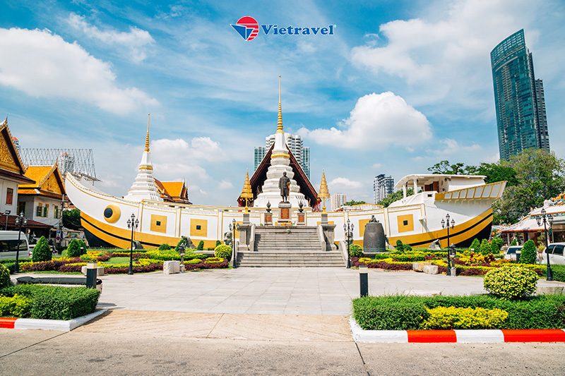 WAT ARUN - BAIYOKE SKY - ĐÀ NẴNG 				            (Ăn sáng, trưa)